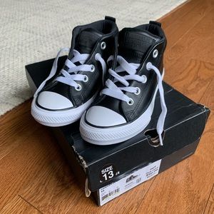 Converse Girls 13 black leather